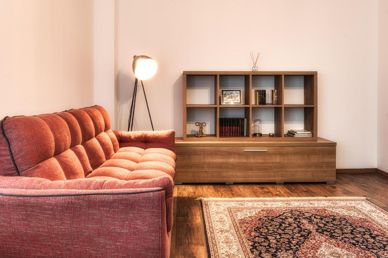 Nature Apartment - Minutes Away From The Old Town And Afi Mall Брашов Екстериор снимка